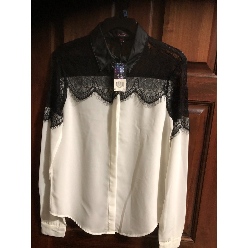 NWT Glo Jeans Women's Medium Button Up Blouse White Body Black Lace Cottagecore
